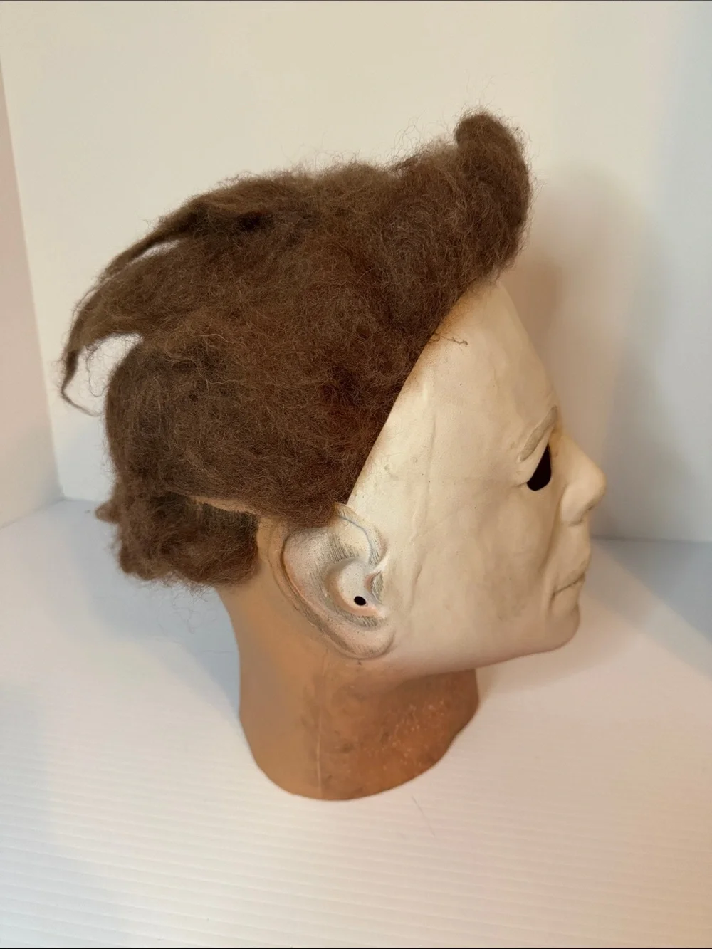 Halloween II Michael Myers Mask by Trick or Treat Studios